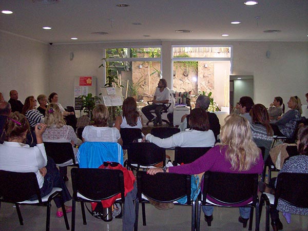 Estilo Vida cuenta con gimnasio, consultorio, terapeutas, armado de viandas y muchos otros servicios como parte del programa de adelgazamiento