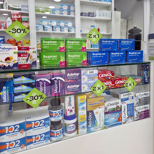 Farmacia Romero - Atención particular, obras sociales y prepagas, además de contar con vacunatorio, toma de presión arterial. Punto de Retiro de FarmaOnline