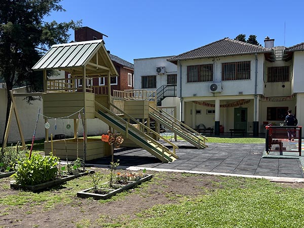 Institución Educativa Trilingüe | Inicial · Primario · Secundario