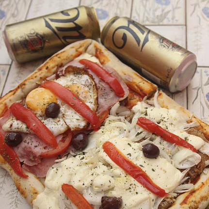 Pizza con amigos - Delicias la Vedette - Ideal para disfrutar la copa américa