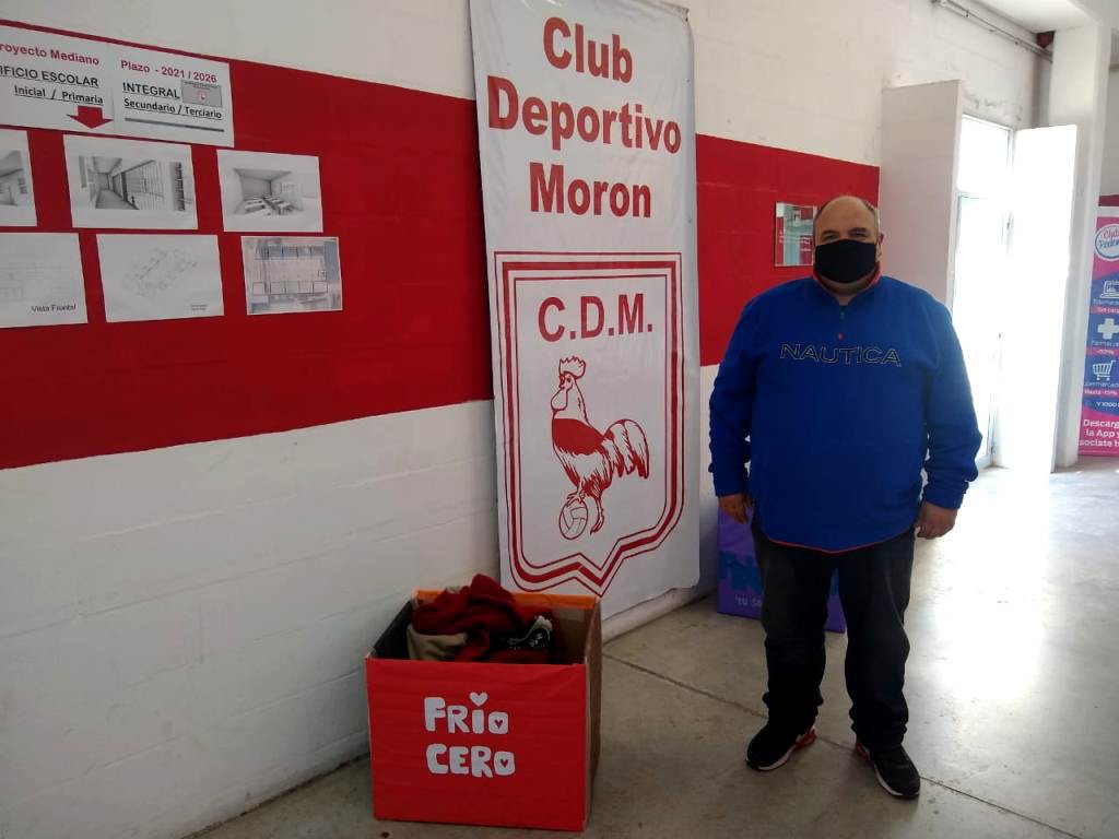 El Club Deportivo Morón se sumó a la campaña Frío Cero - Castelar Digital