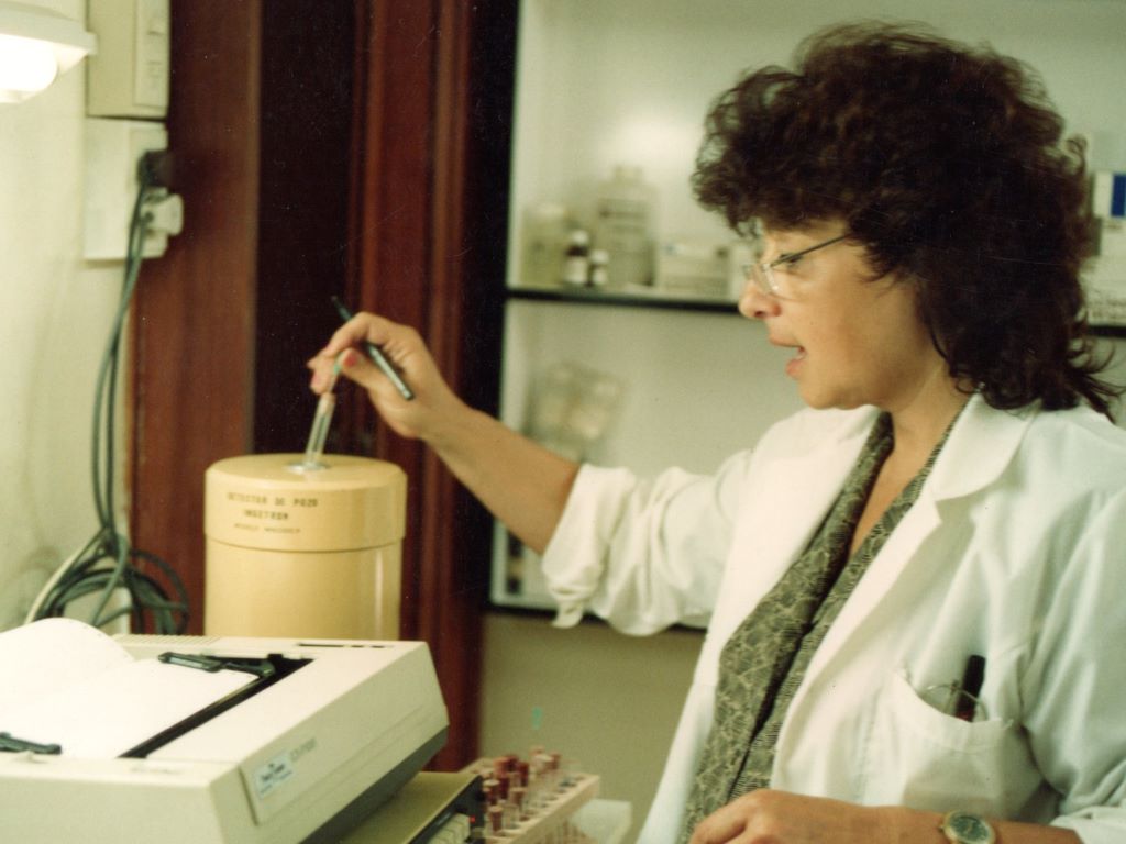 Laboratorio Viola, Circa 1990. 