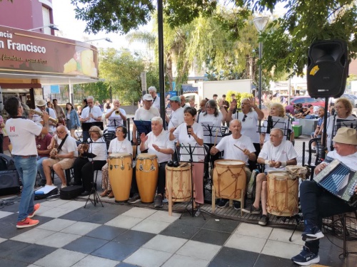 Castelar celebró sus 53 años con tres días de festejos inolvidables