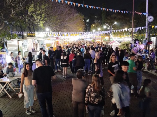 Castelar Digital y La West festejarán sus cumpleaños con más de 25 artistas en la Cumelén