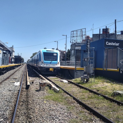 No anda el tren: Cómo viajar de Merlo a Once en colectivos y subtes