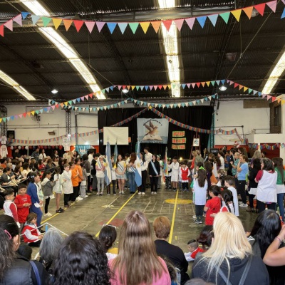 La Escuela 7 celebró sus 140 años de historia con un fiestón