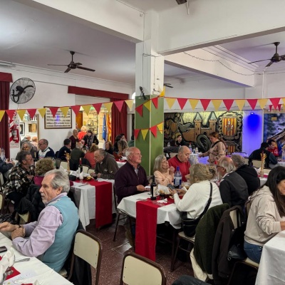 Les Quatre Barres: más de seis décadas de paella y cultura catalana en Castelar